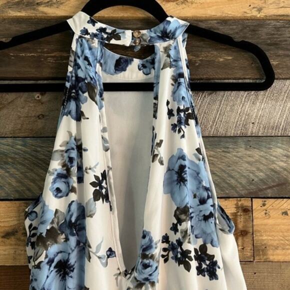 Peach Love California White And Blue Floral Maxi Romper Size Medium - Picture 7 of 11